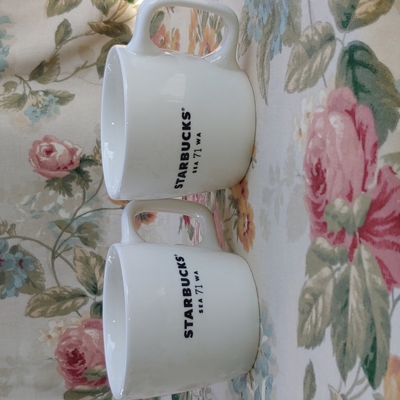 Starbucks Other - Starbucks Seattle 71' Washington Classic White Coffee Mug Set 2018 Collection